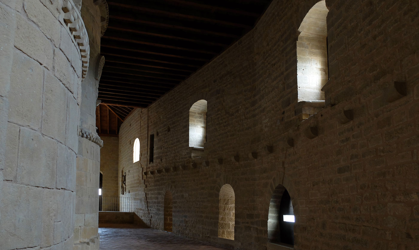 Iglesia fortificada de Ujue